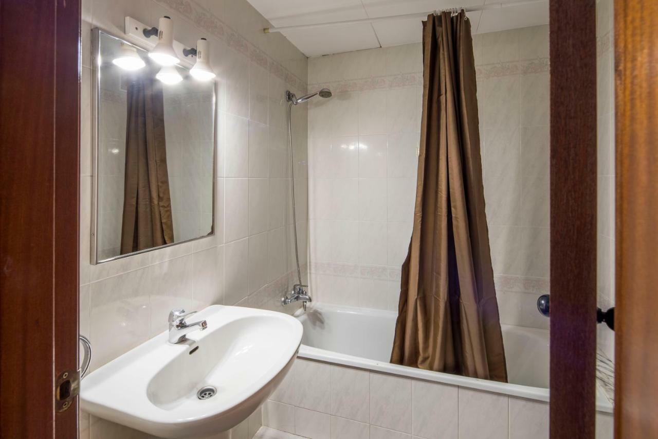 Apartamento Castell De Perelada Apartment Girona Luaran gambar